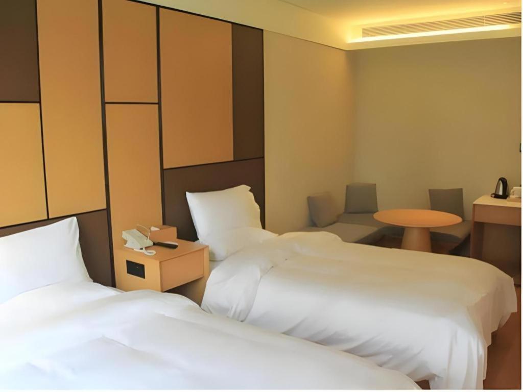 Ji Hotel Shanghai The Bund Tiantong Road Esterno foto