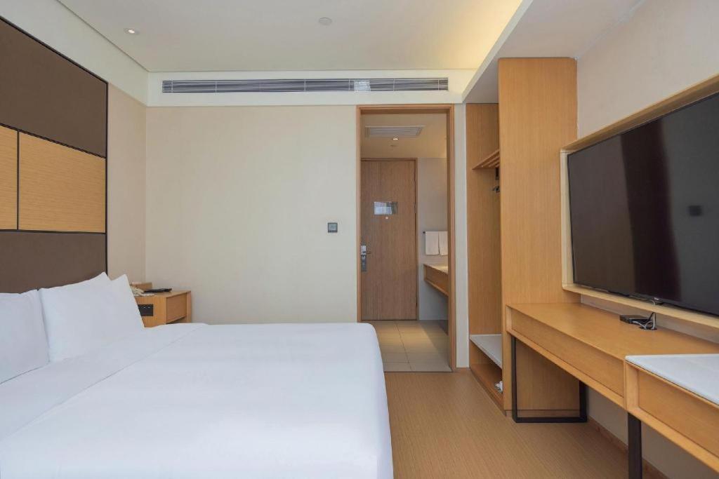 Ji Hotel Shanghai The Bund Tiantong Road Esterno foto